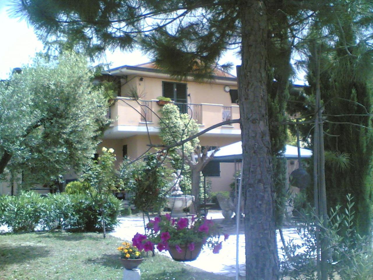 Bed&Breakfast Giardino Agritourist Controguerra Exterior photo